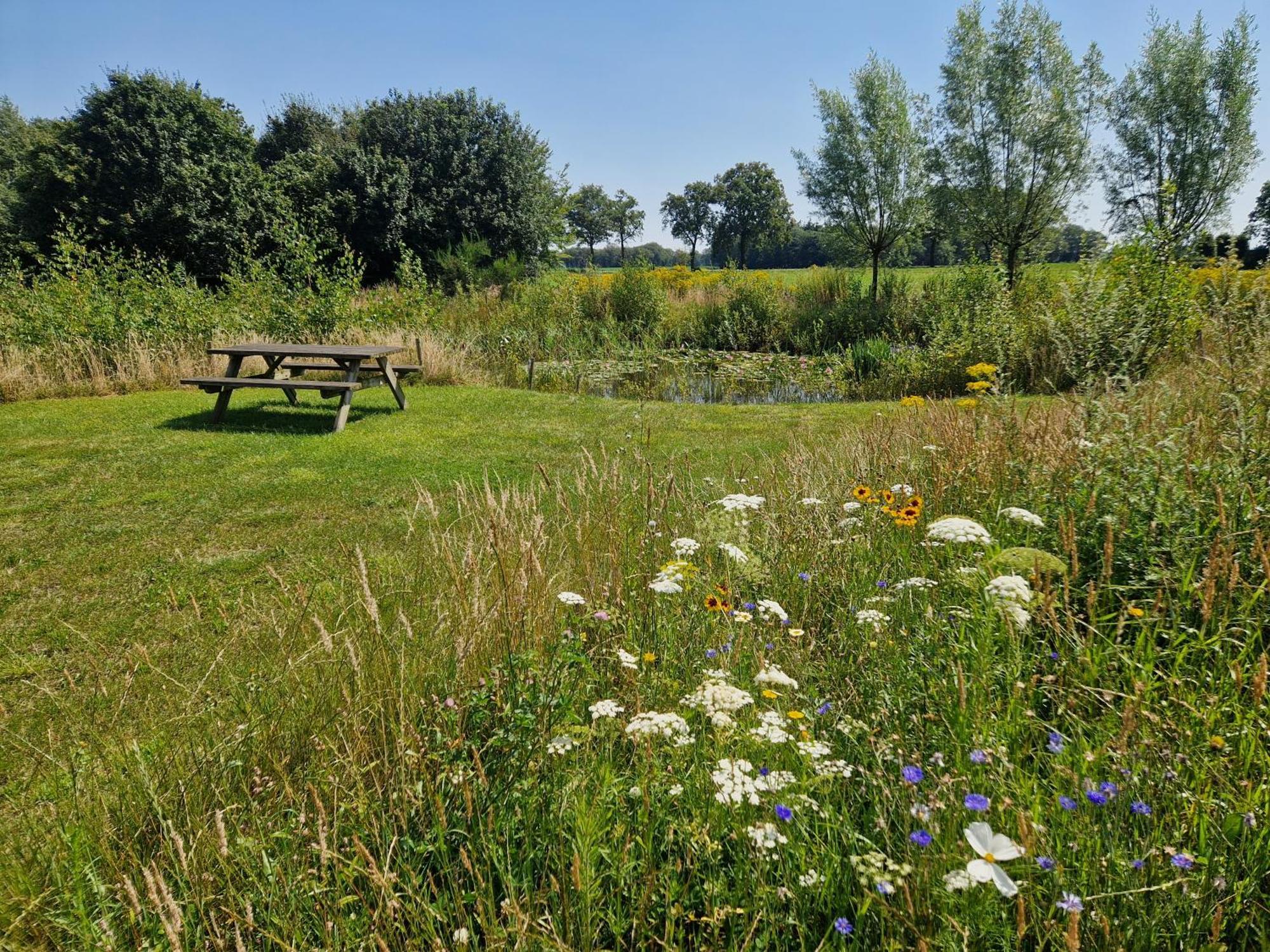 De Wilde Tuin - Tuinkamer Moergestel Екстер'єр фото